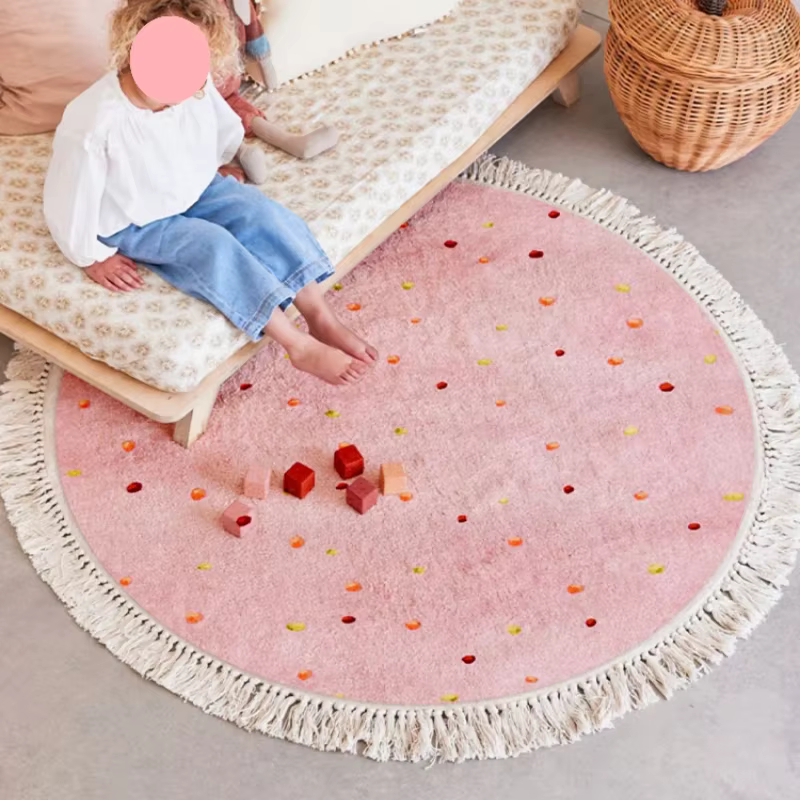 Tapis rond en peluche avec pompon pour salon