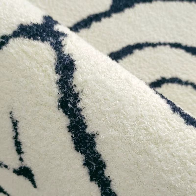 Tapis à motif zèbre noir et blanc